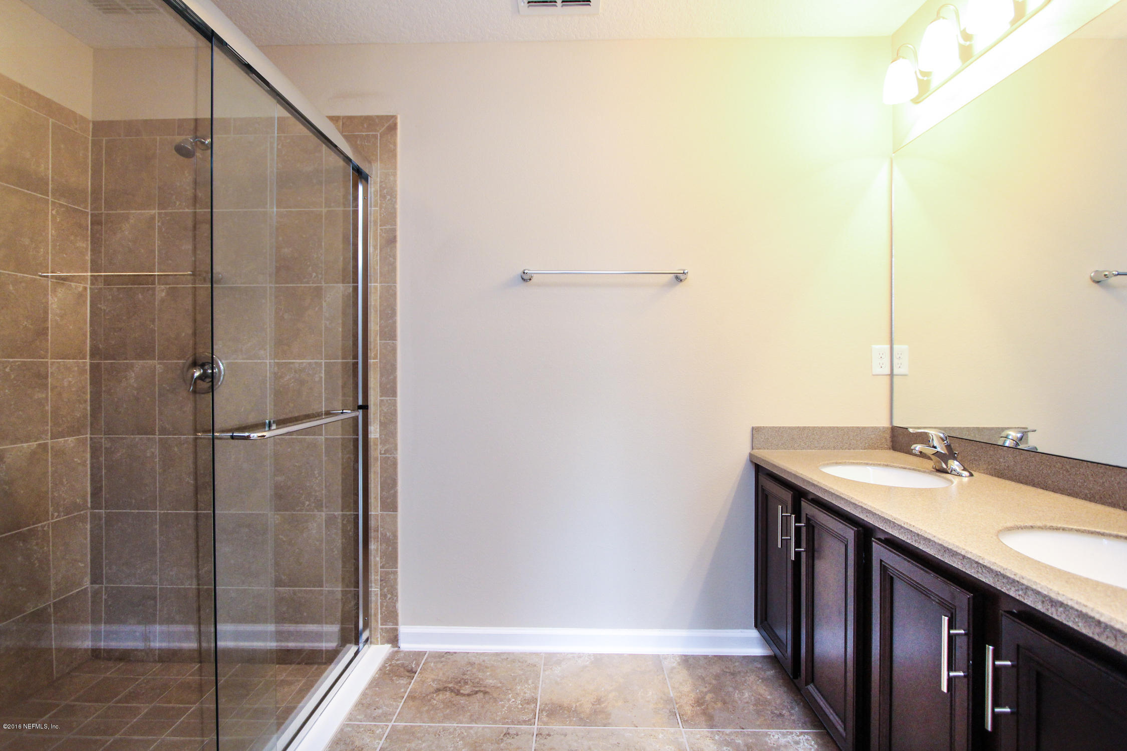 5778 Royalty Road Jacksonville, FL 32254 - Photo 20 of 30 Master Bath