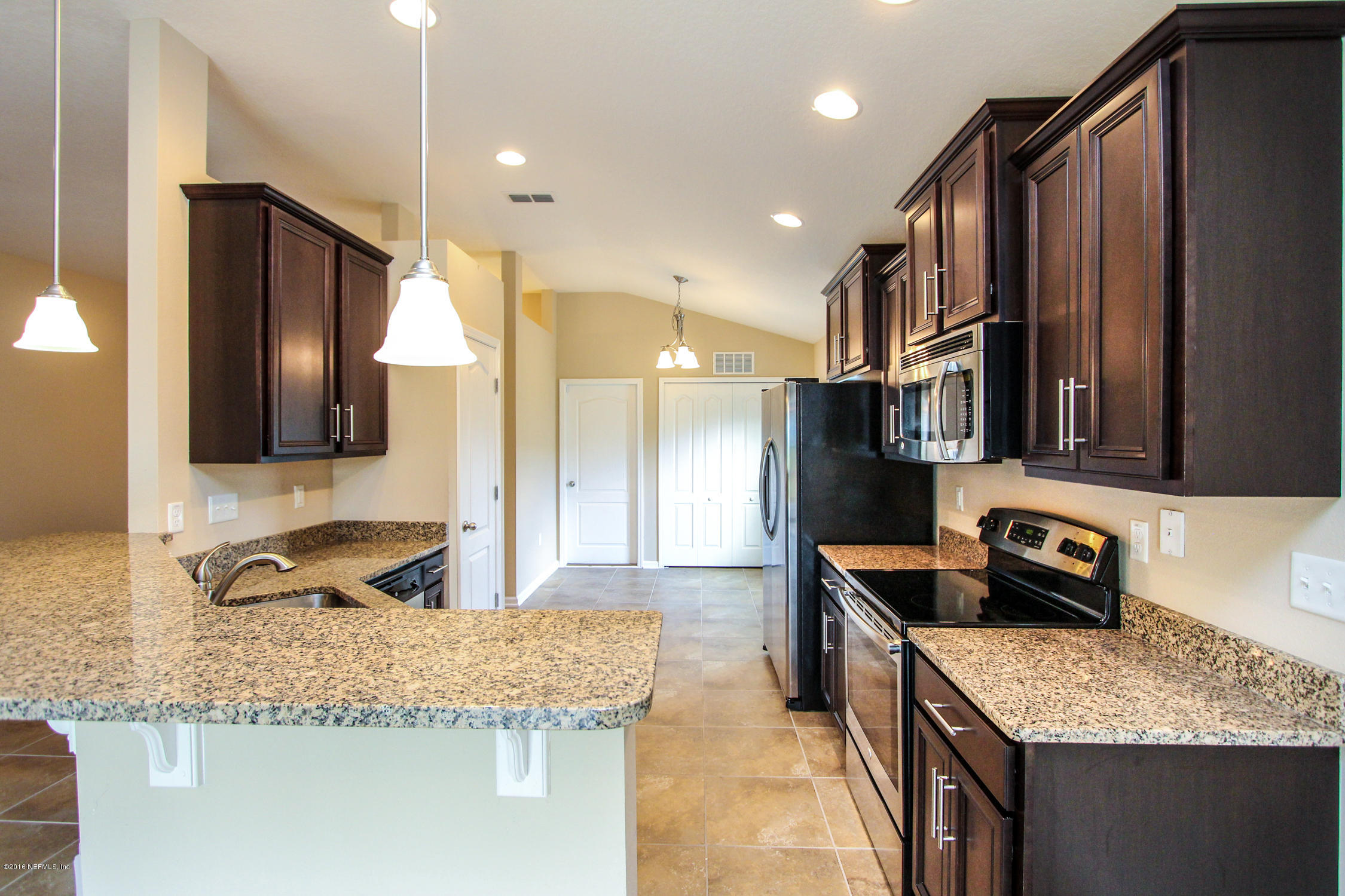 5778 Royalty Road Jacksonville, FL 32254 - Photo 10 of 30 Kitchen