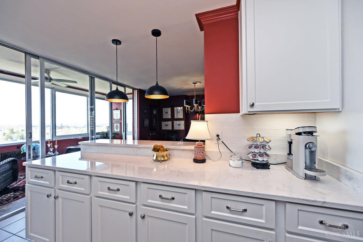 2324 Madison Road, Unit 1208 Cincinnati, OH 45208 - Photo 14 of 38 Gallery Image 14