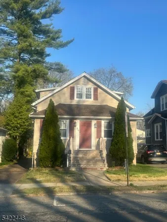 $2,300 | 84 Washington Avenue, Hawthorne, NJ 07506