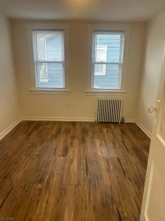 $2,300 | 84 Washington Avenue, Hawthorne, NJ 07506
