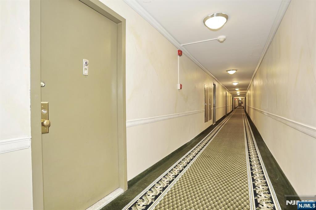 301 Beech Street, Unit 2H Hackensack, NJ 07601 - Photo 7 of 38