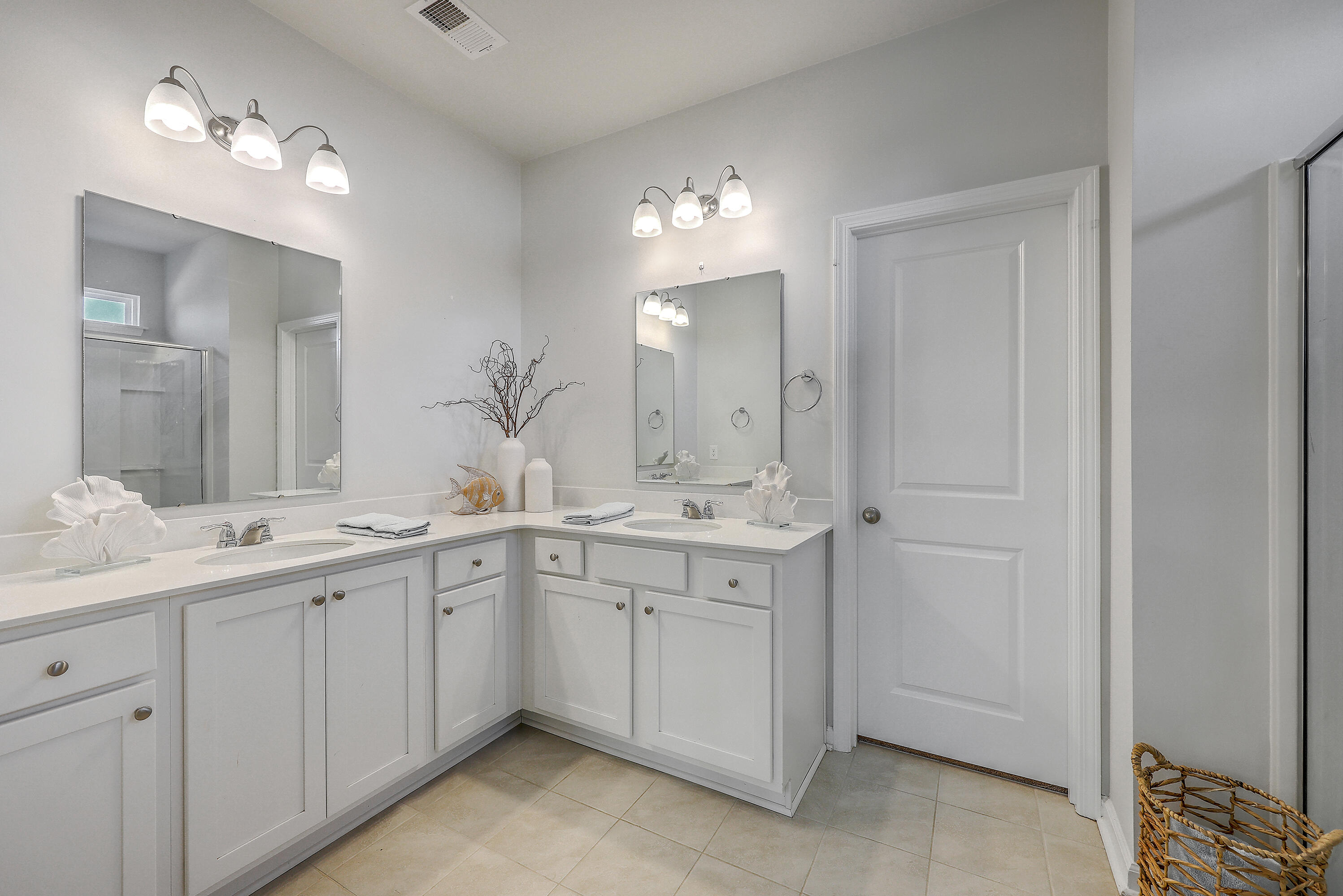 1134 Wading Point Boulevard Huger, SC 29450 - Photo 32 of 48 ZYN_1538_39_40_41_42_43_44 - Copy - Copy