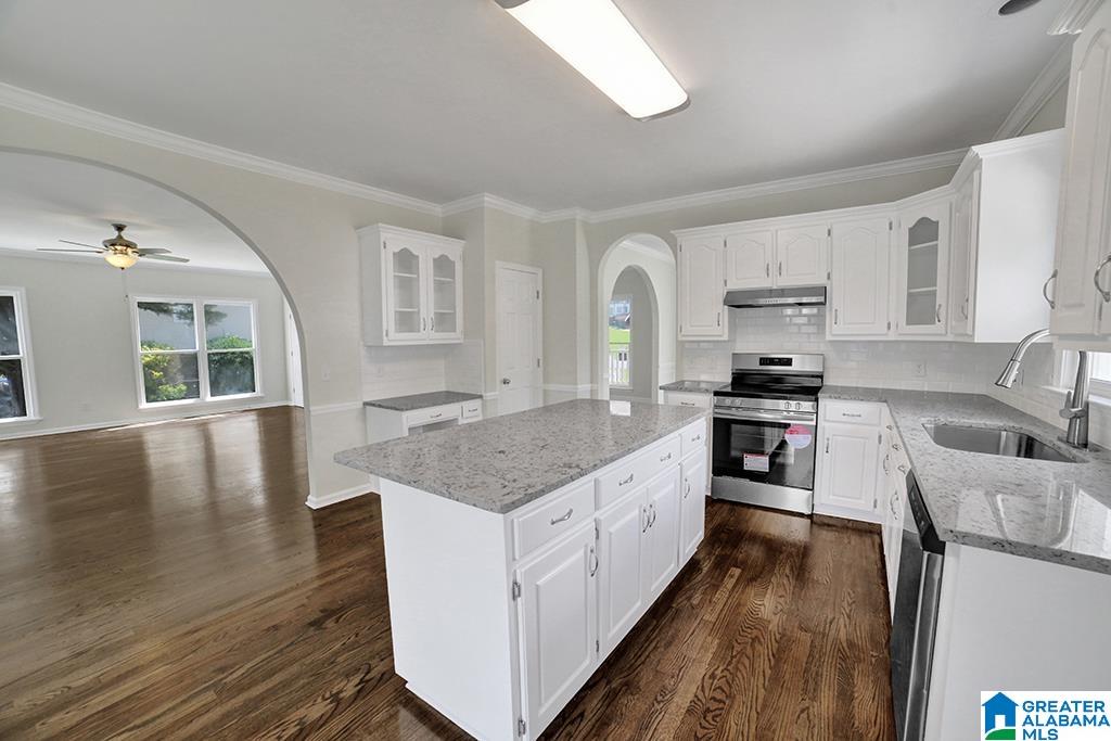 122 Heather Ridge Drive Pelham, AL 35124 - Photo 8 of 36