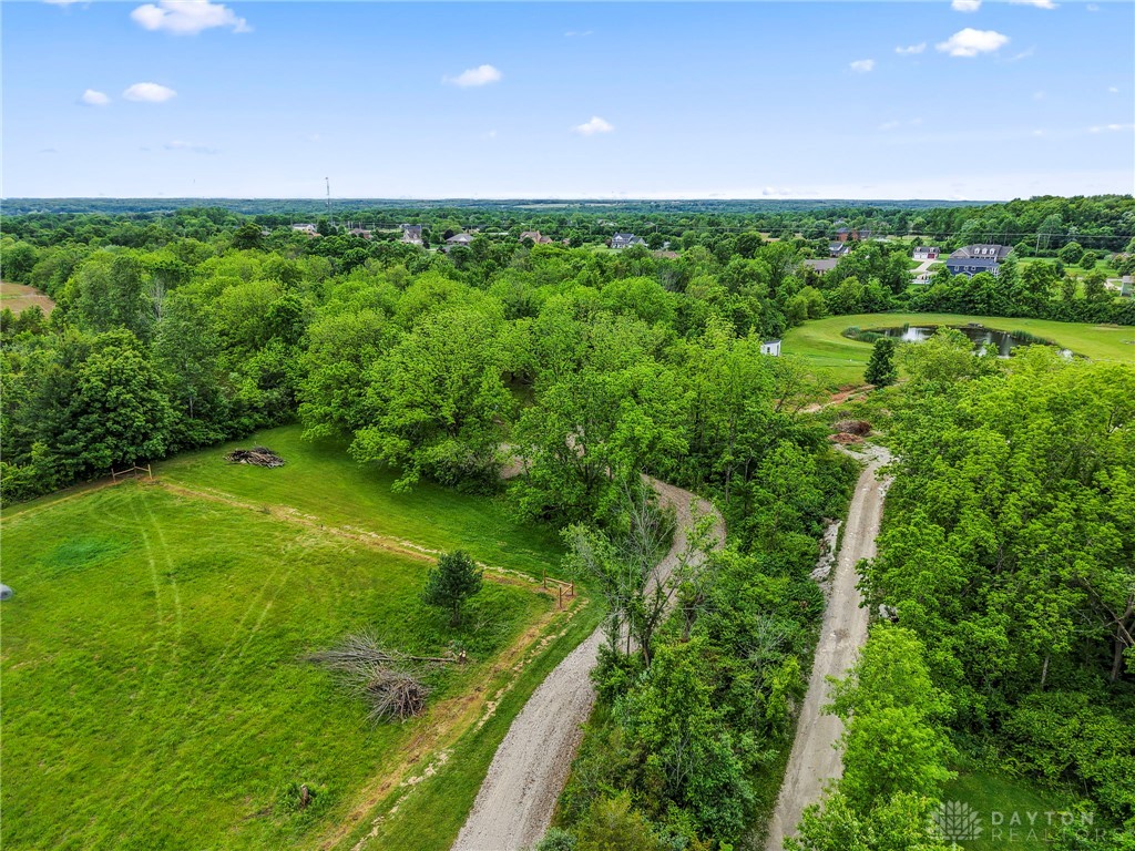 5653 Chenoweth Road Waynesville, OH 45068 - Photo 10 of 14