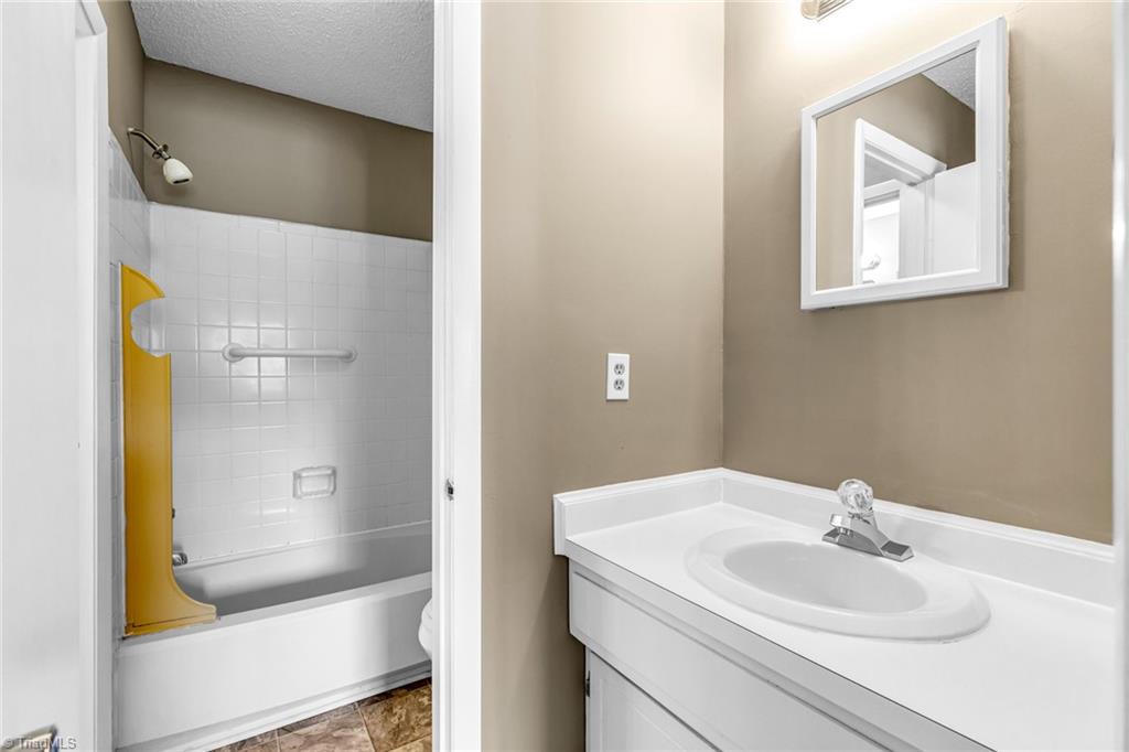 1732 North Hamilton Street, Unit C High Point, NC 27262 - Photo 19 of 29