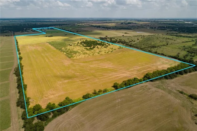 a view of a hallway with entryway