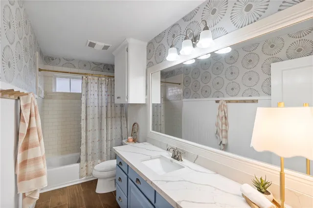 $369,900 | 2601 Manchester Drive, Bryan, TX 77802