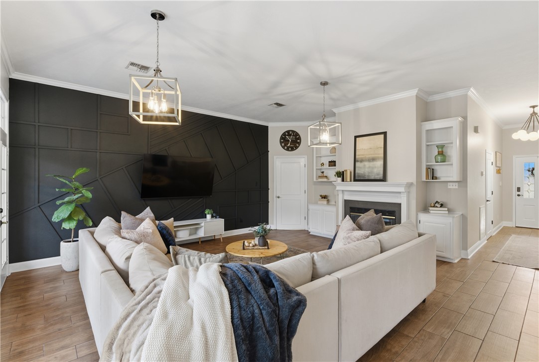 2601 Manchester Drive Bryan, TX 77802 - Photo 5 of 23