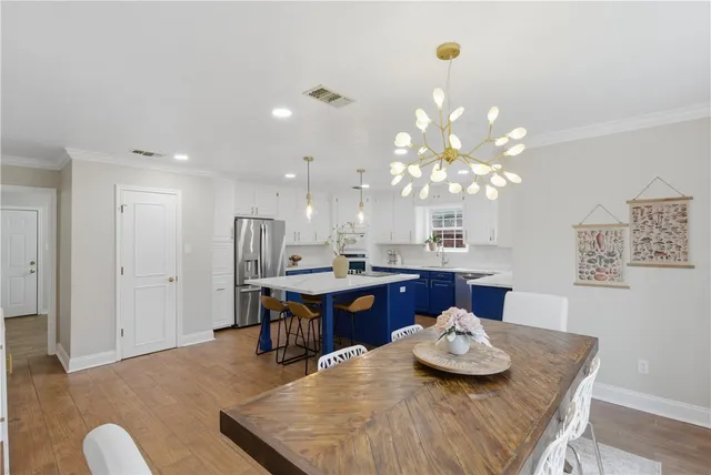 $369,900 | 2601 Manchester Drive, Bryan, TX 77802