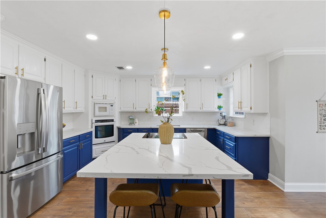 2601 Manchester Drive Bryan, TX 77802 - Photo 8 of 23