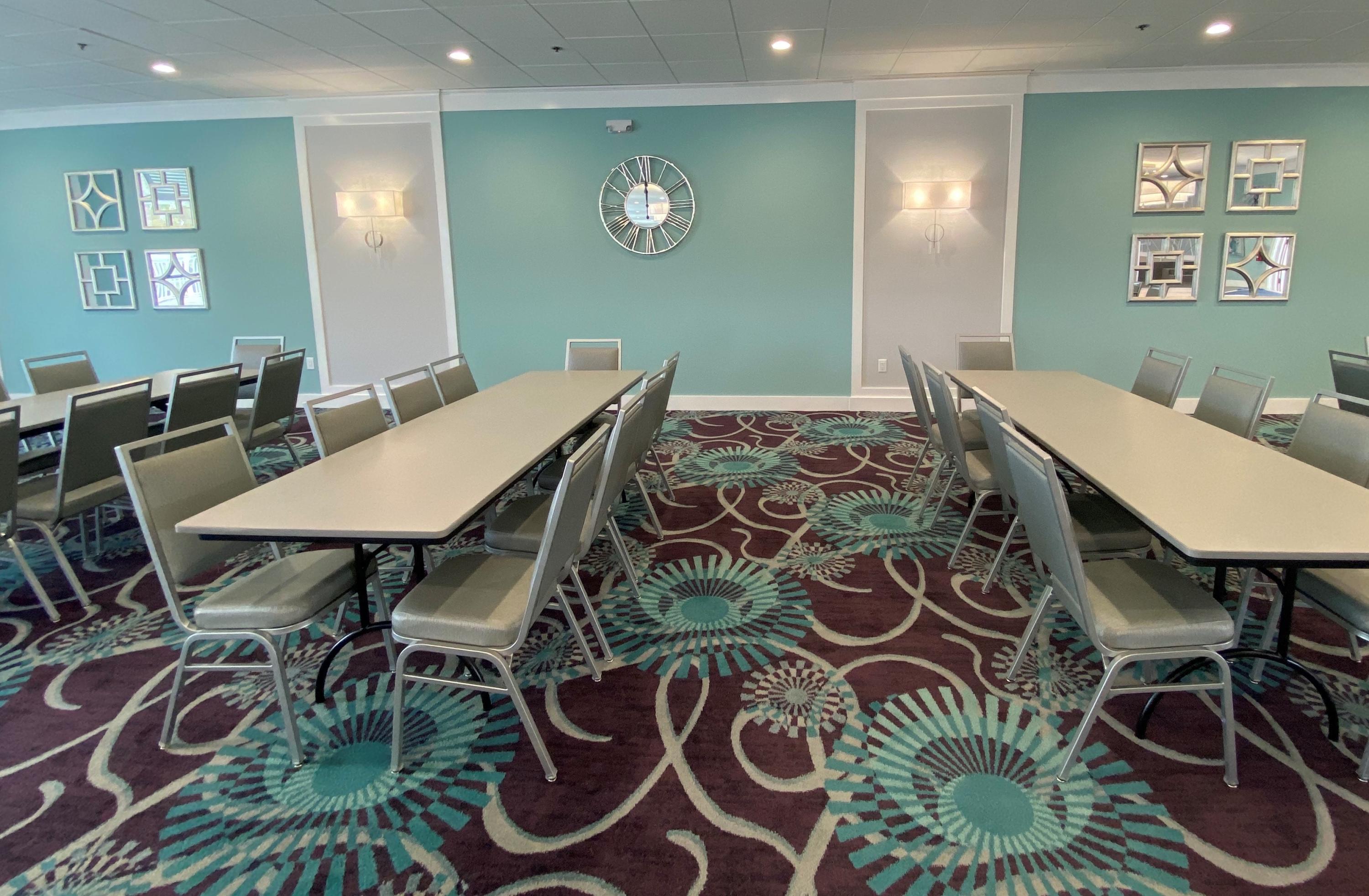 77 Normandy B Delray Beach, FL 33484 - Photo 25 of 34 a view of a dining room with furniture