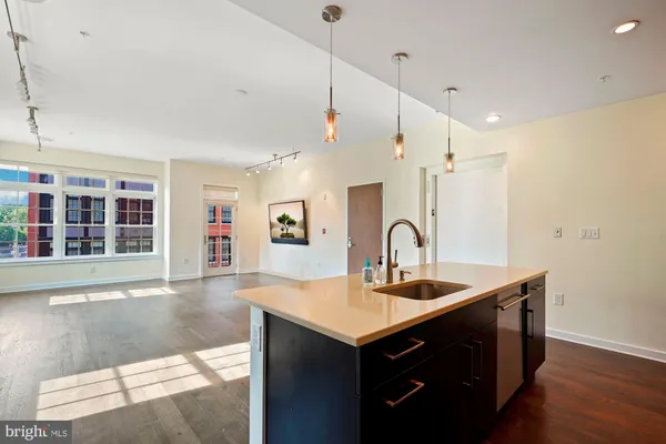 $1,049,900 | 1610 North Queen Street, Unit 213, Arlington, VA 22209