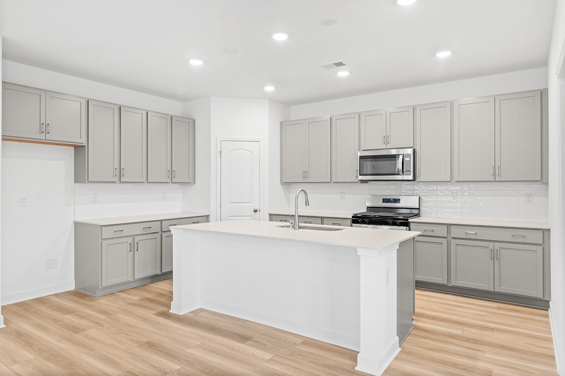 5306 Carnegie Road Old Hickory, TN 37138 - Photo 10 of 35 Gallery Image 10