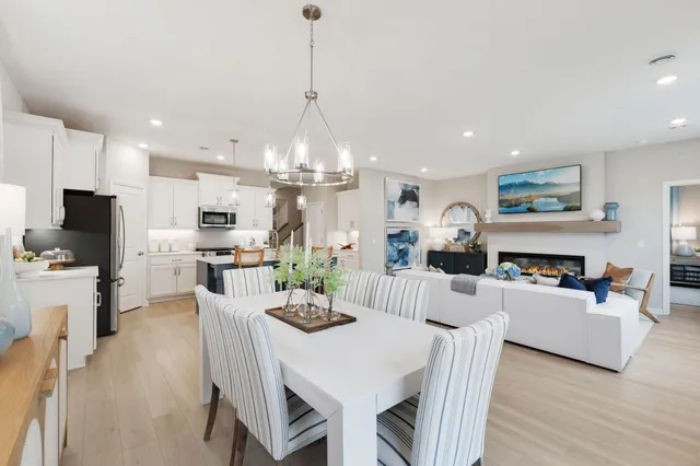 $580,505 | 401 James Parkway, Elko New Market, MN 55054