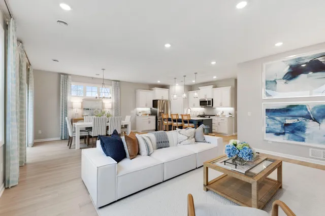 $580,505 | 401 James Parkway, Elko New Market, MN 55054