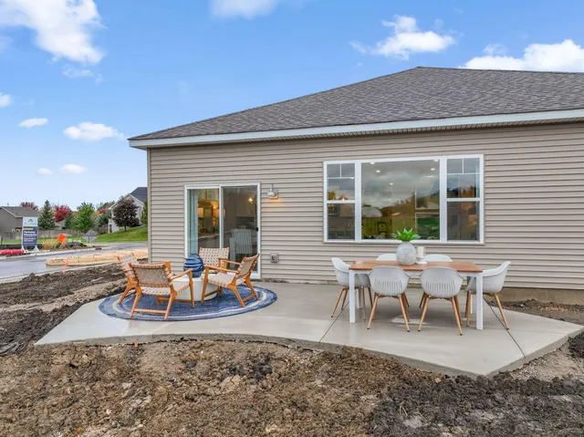 $580,505 | 401 James Parkway, Elko New Market, MN 55054