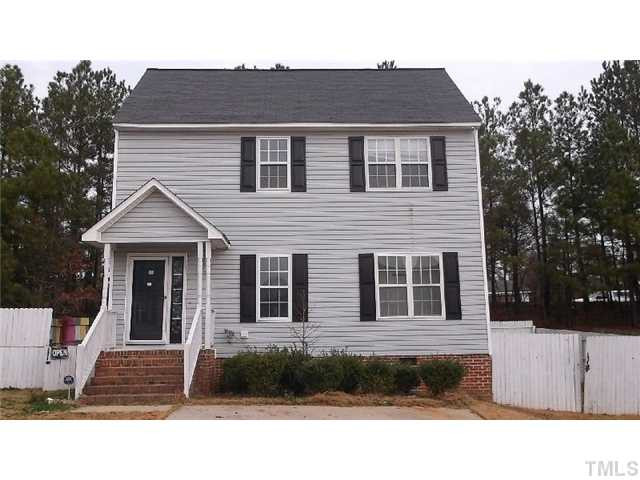 1213 Swingline Way Raleigh, NC 27610 - Photo 1 of 10 Exterior Front