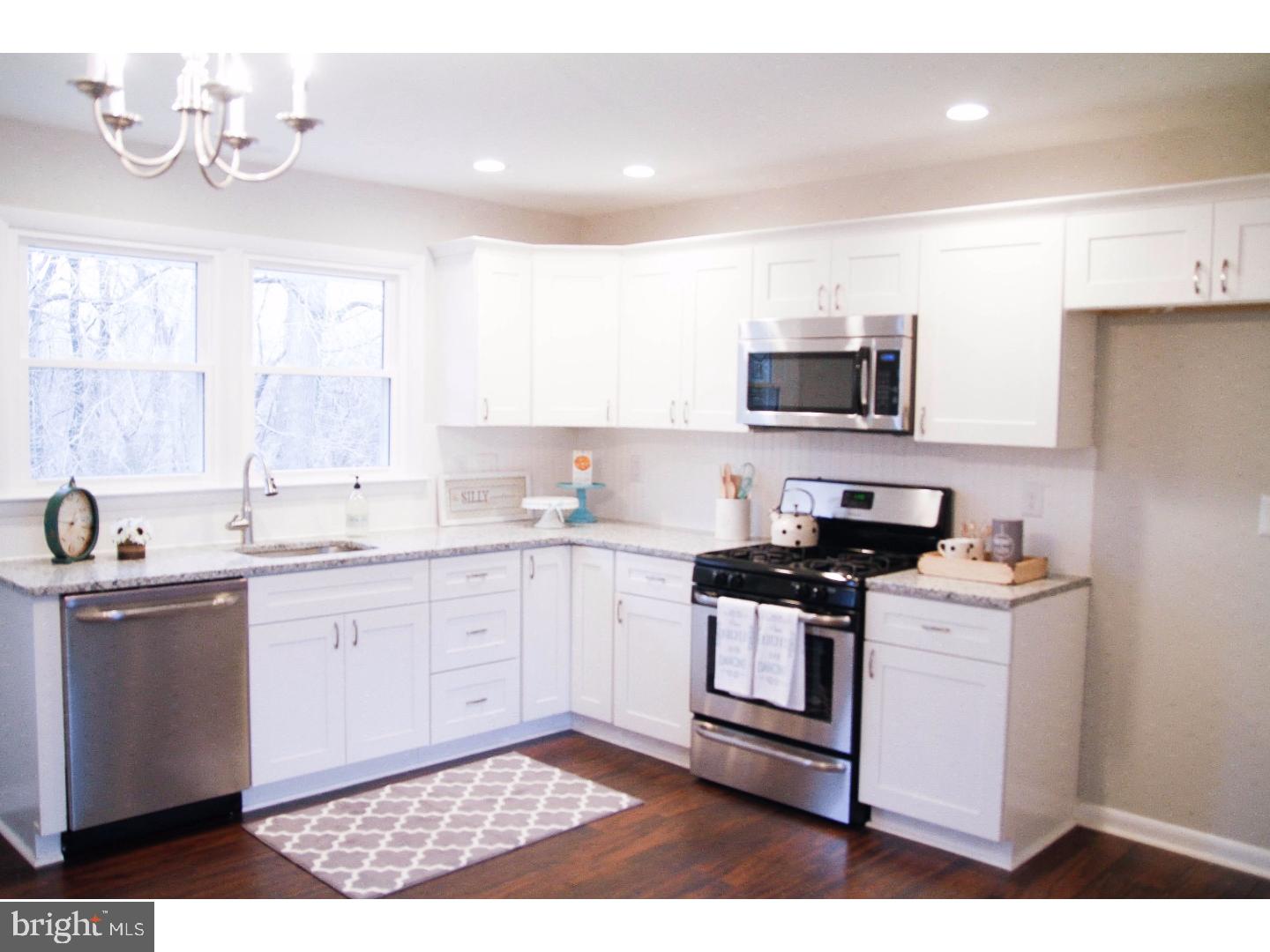 752 Ridge Drive Mantua, NJ 08051 - Photo 1 of 18 Gallery Image 1