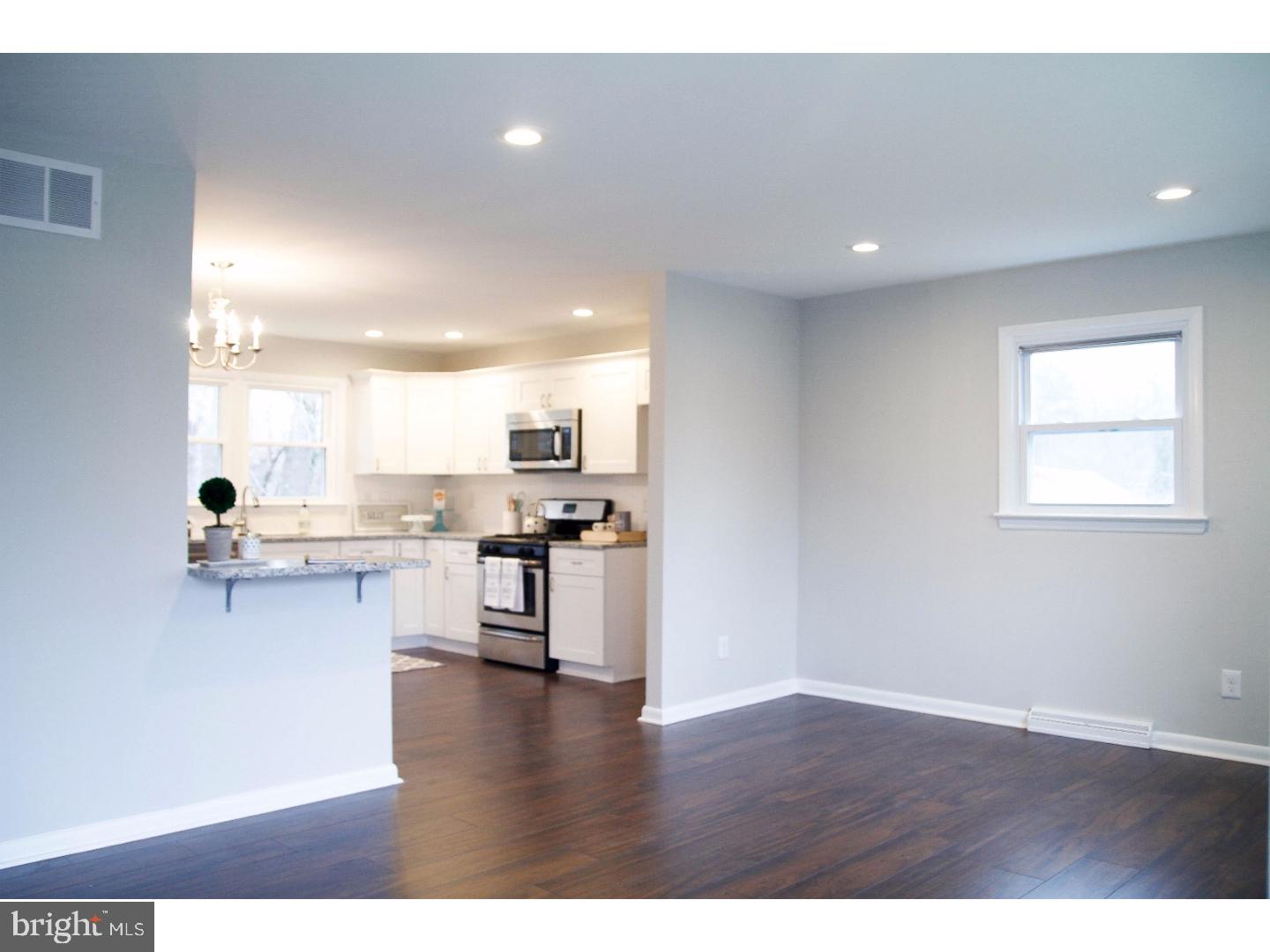 752 Ridge Drive Mantua, NJ 08051 - Photo 4 of 18 Gallery Image 4