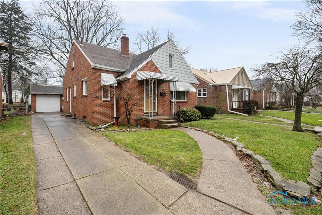 4246 Garrison Road Toledo, OH 43613 - Photo 2 of 32 Gallery Image 2