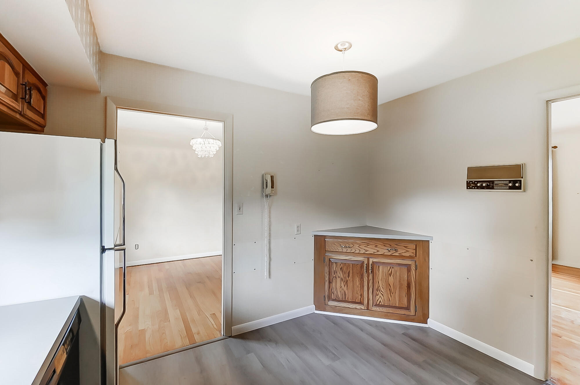 2352 Derr Road Springfield, OH 45503 - Photo 8 of 36
