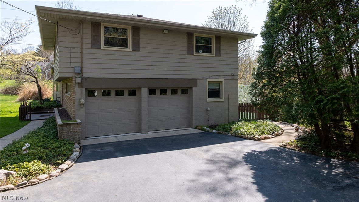 4664 Ranchwood Road Akron, OH 44333 - Photo 29 of 35