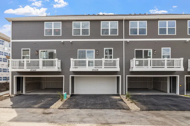 $3,500 | 17319 Ulster Drive, Tinley Park, IL 60477