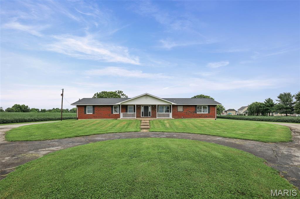 6961 Bouse Road Glen Carbon, IL 62034 - Photo 3 of 59 Gallery Image 3