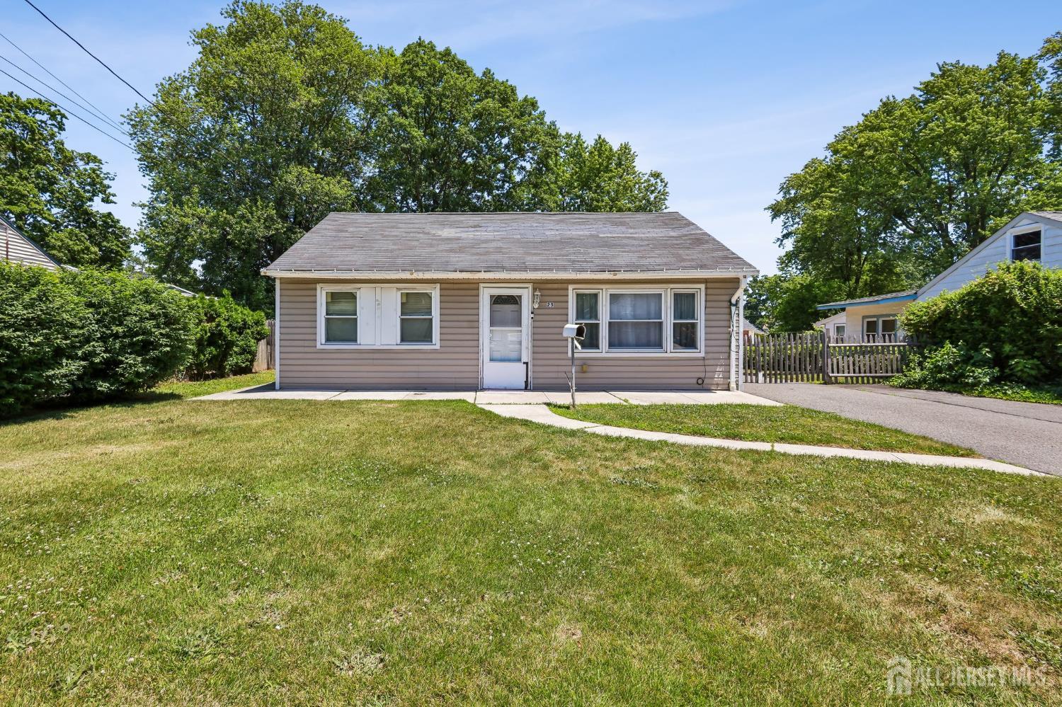 23 Miko Road Edison, NJ 08817 - Photo 2 of 25