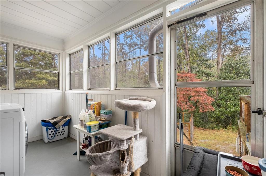 139 Myrtle Street Toccoa, GA 30577 - Photo 28 of 42 a view of a room with furniture and windows
