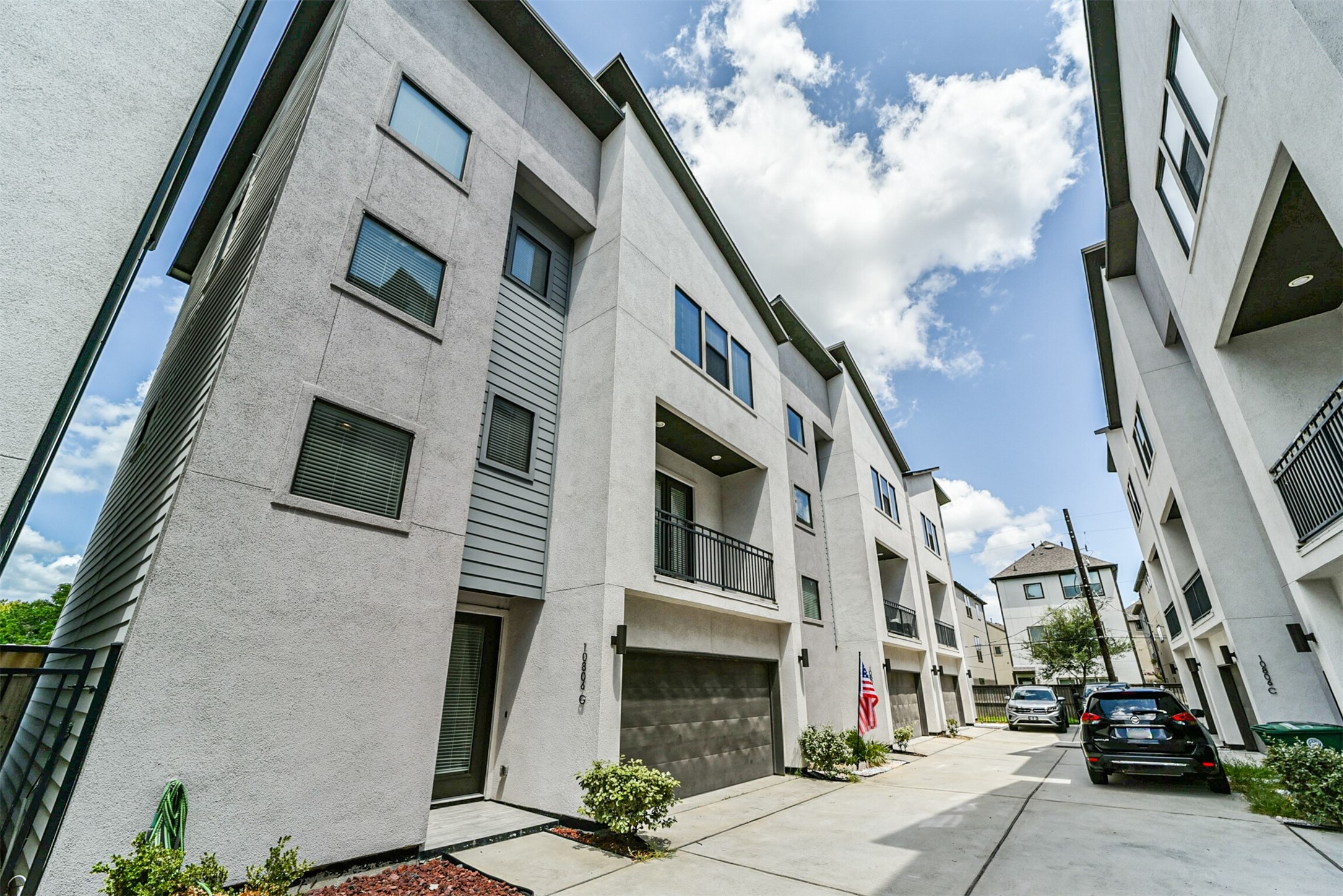 10806 Warwana Road, Unit G Houston, TX 77043 - Photo 40 of 41 Gallery Image 40