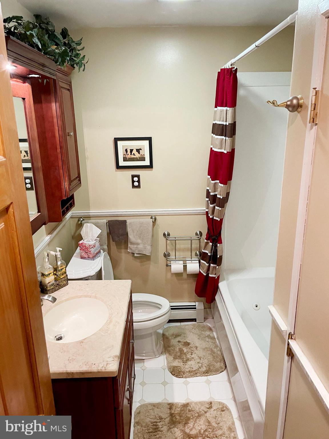 536 Cushmore Road Southampton, PA 18966 - Photo 26 of 29 1st Floor Bath