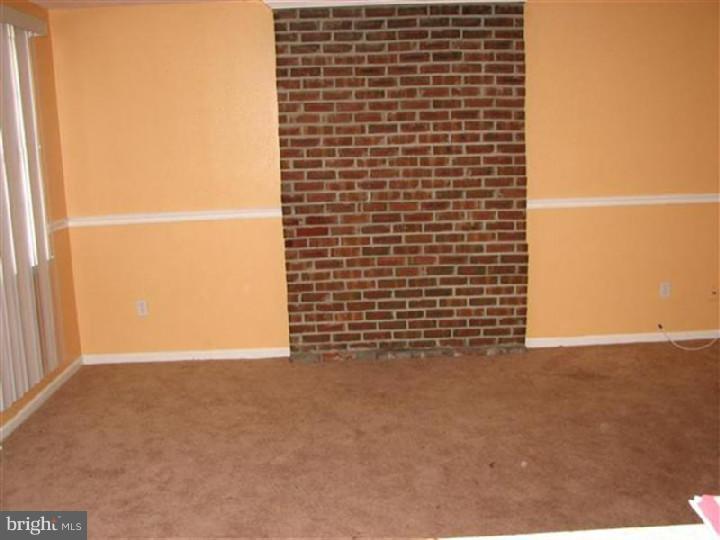 1009 Thornton Road Boothwyn, PA 19061 - Photo 6 of 15 Living Room