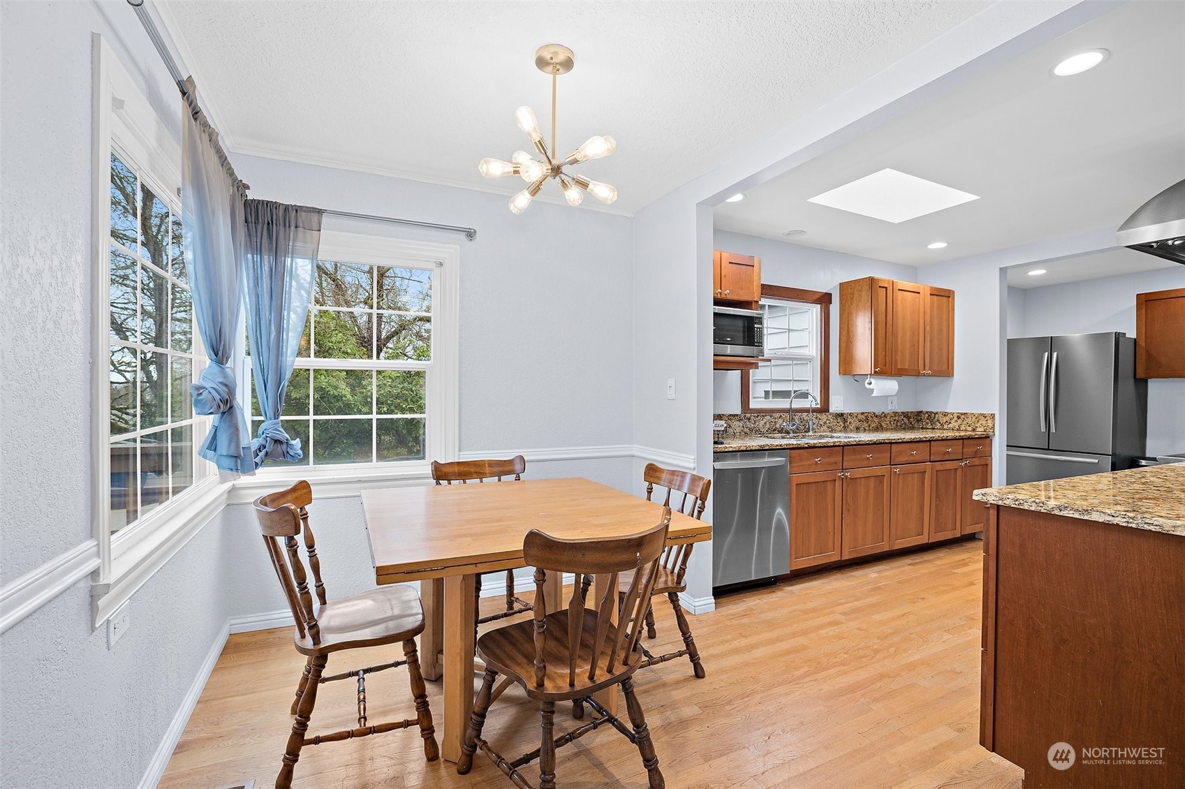 2224 High Avenue Northeast Renton, WA 98056 - Photo 11 of 34 Gallery Image 11