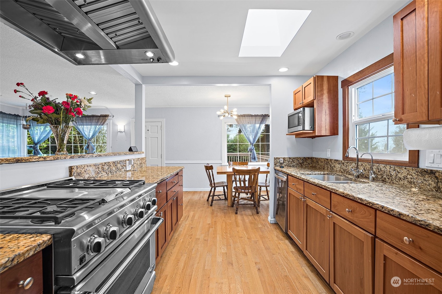 2224 High Avenue Northeast Renton, WA 98056 - Photo 14 of 34 Gallery Image 14