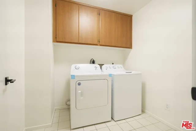 $658,000 | 625 South Berendo Street, Unit 209, Los Angeles, CA 90005