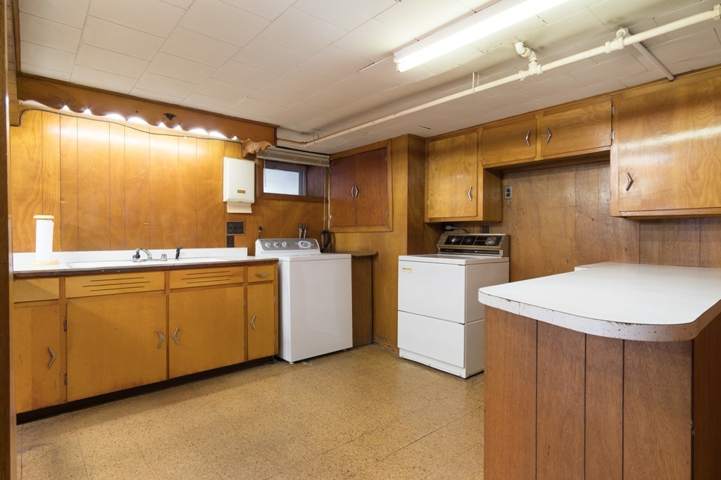 34 Newcastle Road Peabody, MA 01960 - Photo 20 of 30 Gallery Image 20