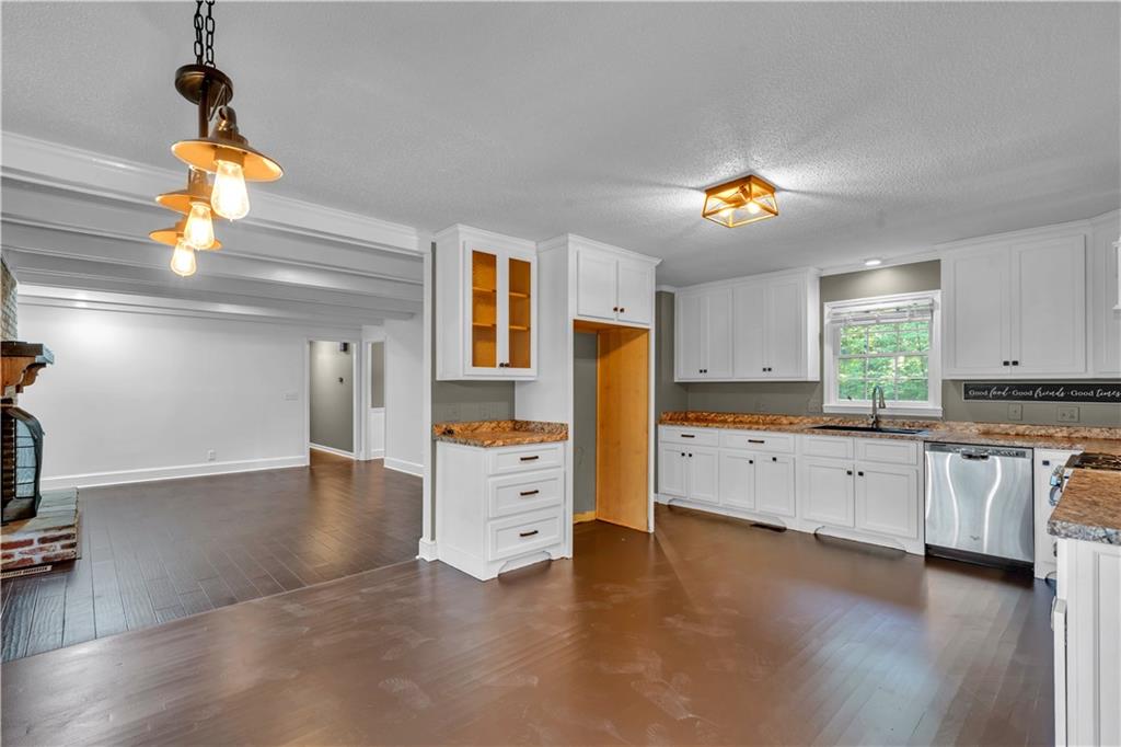 4476 Rivoli Drive Macon, GA 31210 - Photo 15 of 53 Gallery Image 15