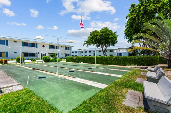 $80,000 | 1821 Northeast 62nd Street, Unit 326, Fort Lauderdale, FL 33308