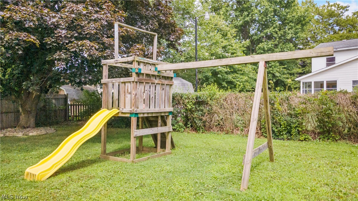 2601 Burbank Road Wooster, OH 44691 - Photo 30 of 35 Swing set