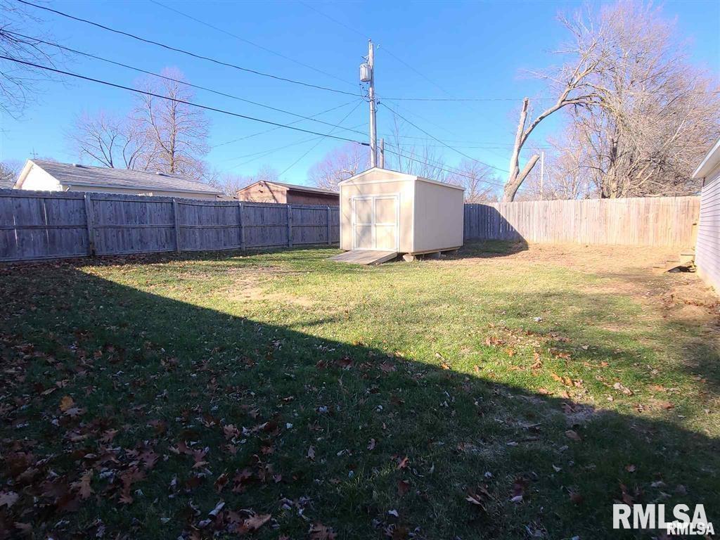 1 Windsor Road Springfield, IL 62702 - Photo 11 of 13