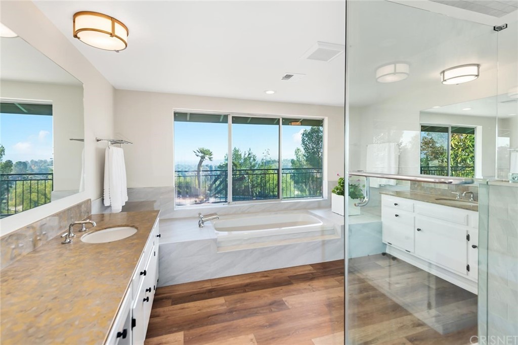 24971 Kit Carson Road Hidden Hills, CA 91302 - Photo 27 of 47