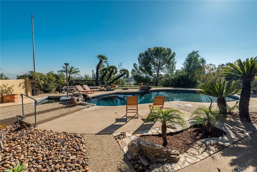 24971 Kit Carson Road Hidden Hills, CA 91302 - Photo 36 of 47