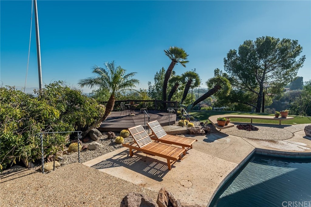 24971 Kit Carson Road Hidden Hills, CA 91302 - Photo 37 of 47