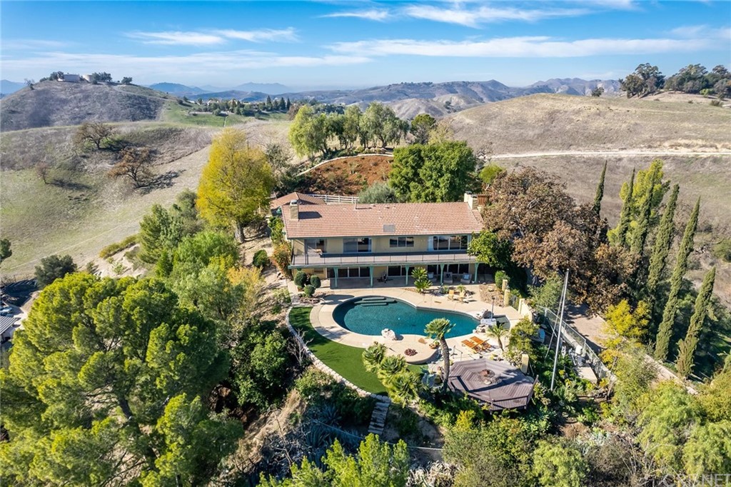 24971 Kit Carson Road Hidden Hills, CA 91302 - Photo 44 of 47