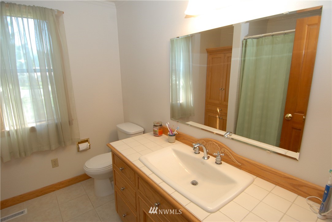 45733 Southeast Mt Si Road North Bend, WA 98045 - Photo 16 of 25 Gallery Image 16