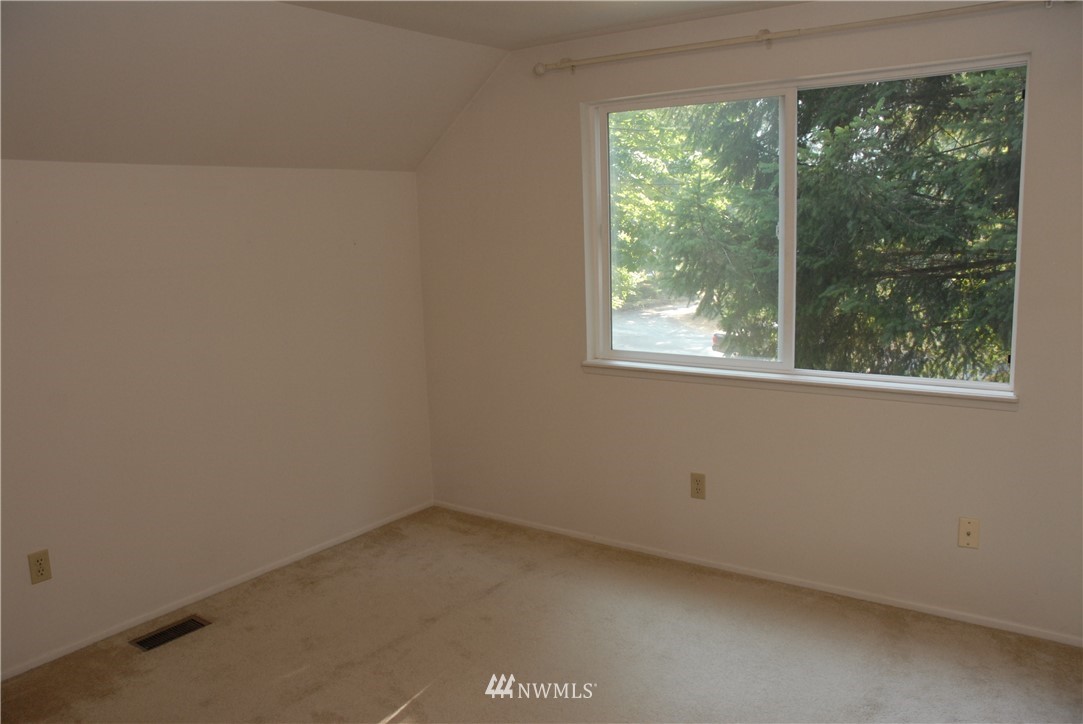 45733 Southeast Mt Si Road North Bend, WA 98045 - Photo 10 of 25 Gallery Image 10