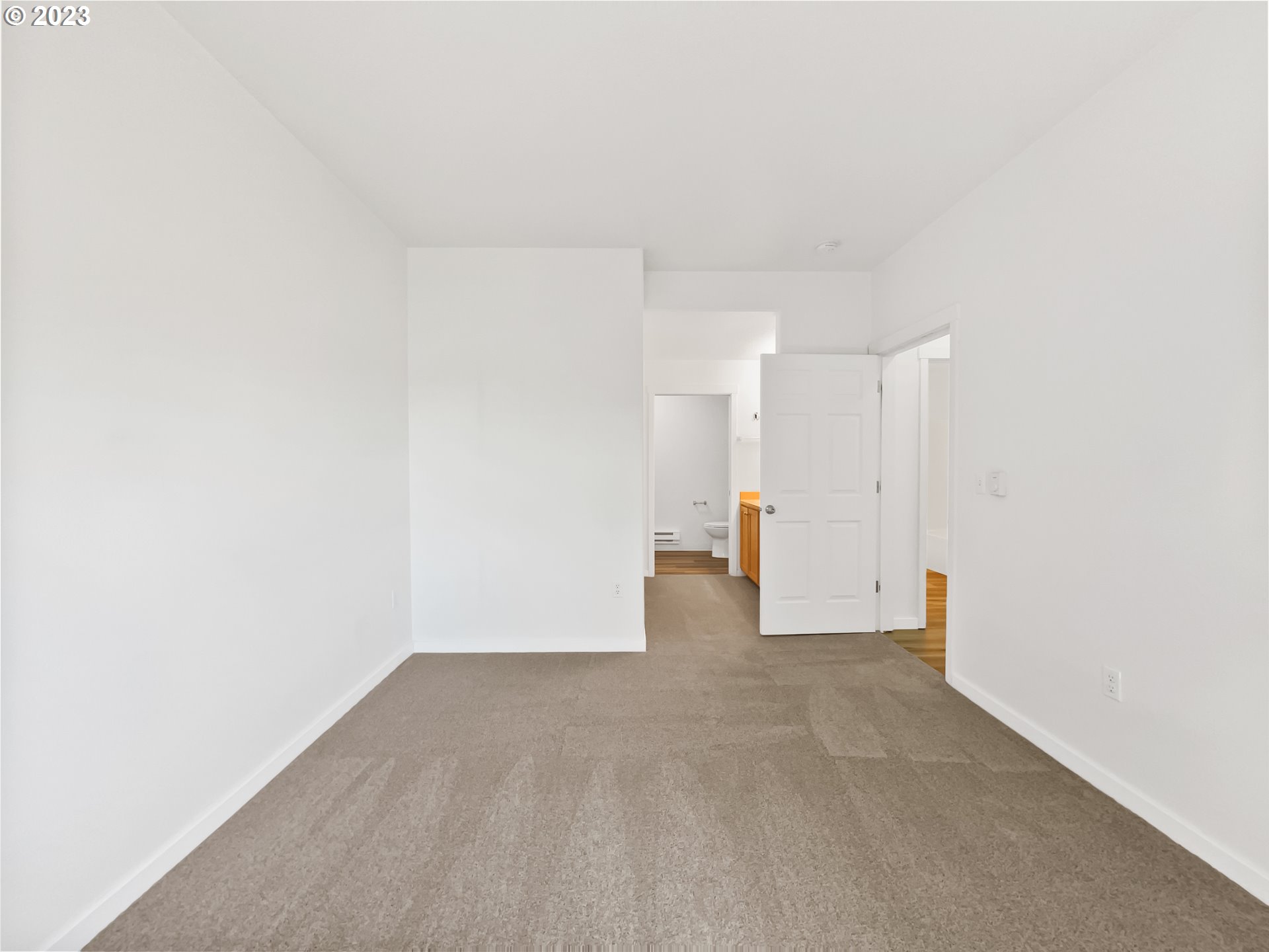 14735 Southwest Beard Road, Unit 101 Beaverton, OR 97007 - Photo 12 of 20 Gallery Image 12