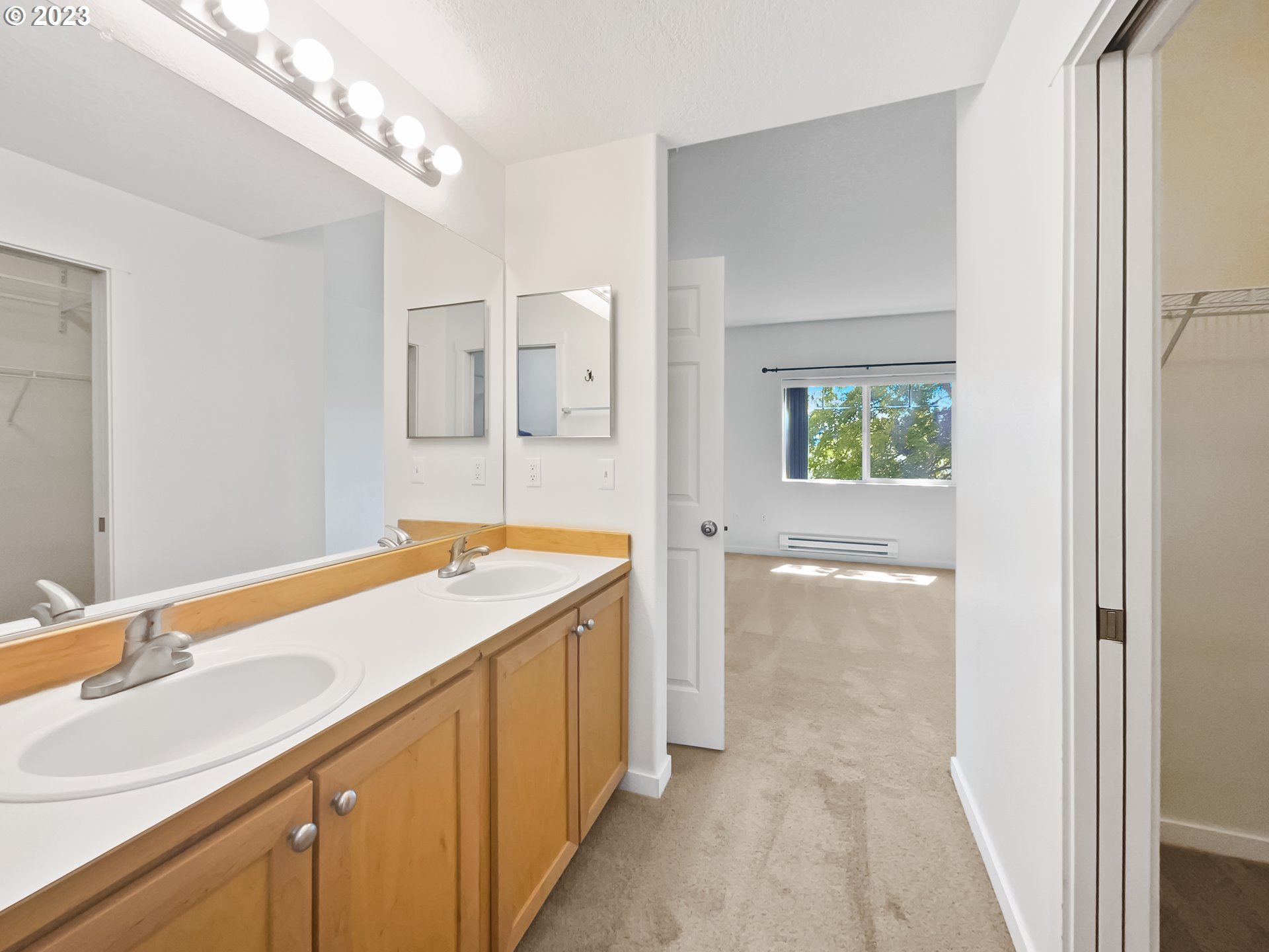 14735 Southwest Beard Road, Unit 101 Beaverton, OR 97007 - Photo 13 of 20 Gallery Image 13